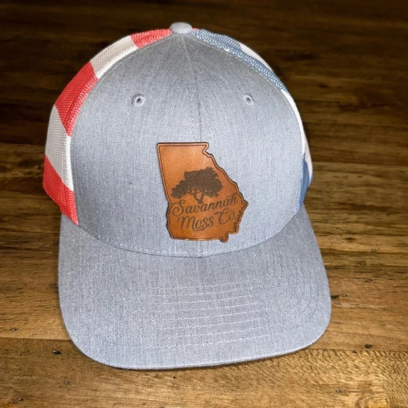 NWT Savannah Moss Co Men’s USA American Flag Patriotic Gray SnapBack cap/hat - Picture 1 of 3